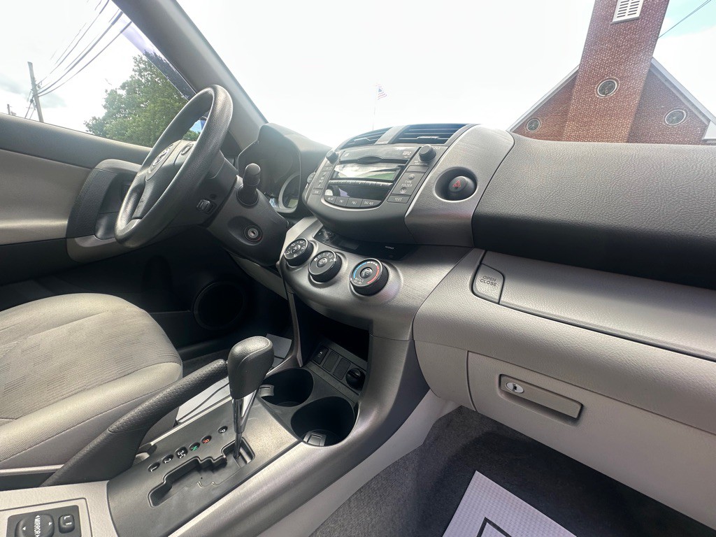 2010 Toyota Rav4 Image 7