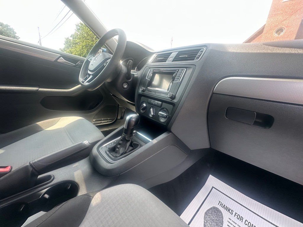 2018 Volkswagen Jetta Image 7
