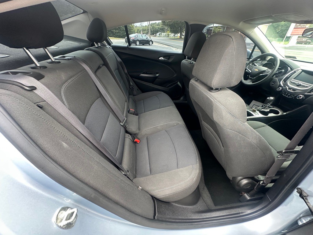 2017 Chevrolet Cruze Image 8