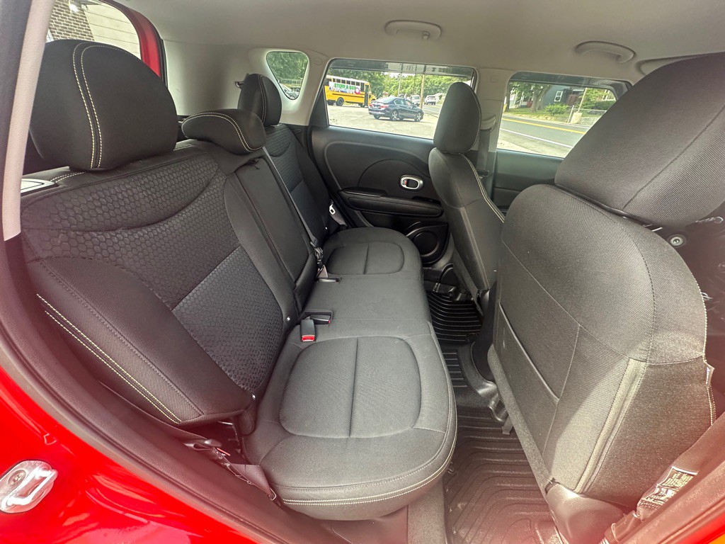 2016 Kia Soul Image 8