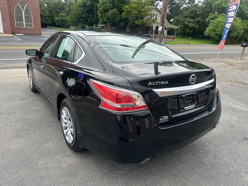 2015 Nissan Altima Image 5