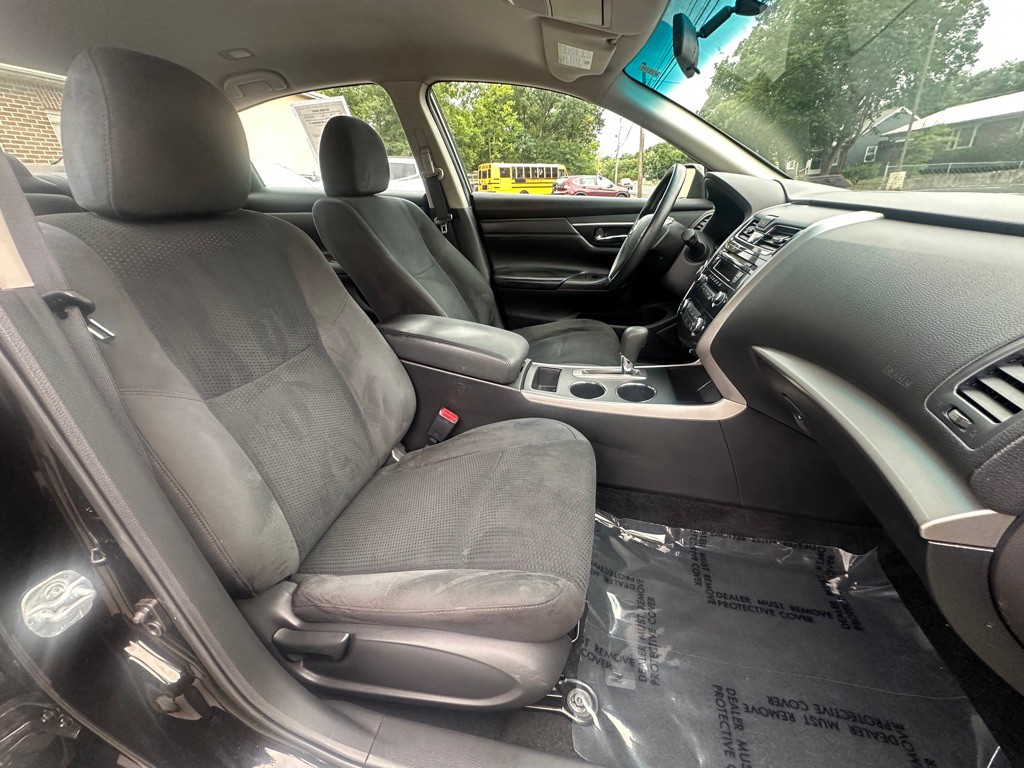 2015 Nissan Altima Image 6