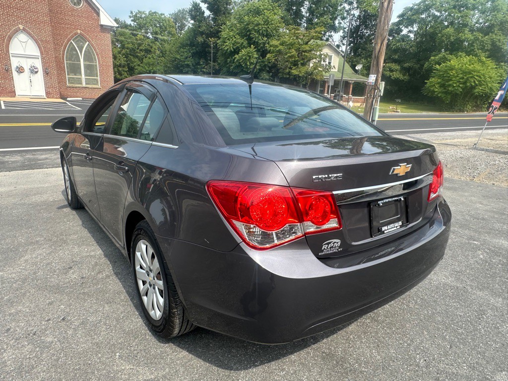 2011 Chevrolet Cruze Image 5