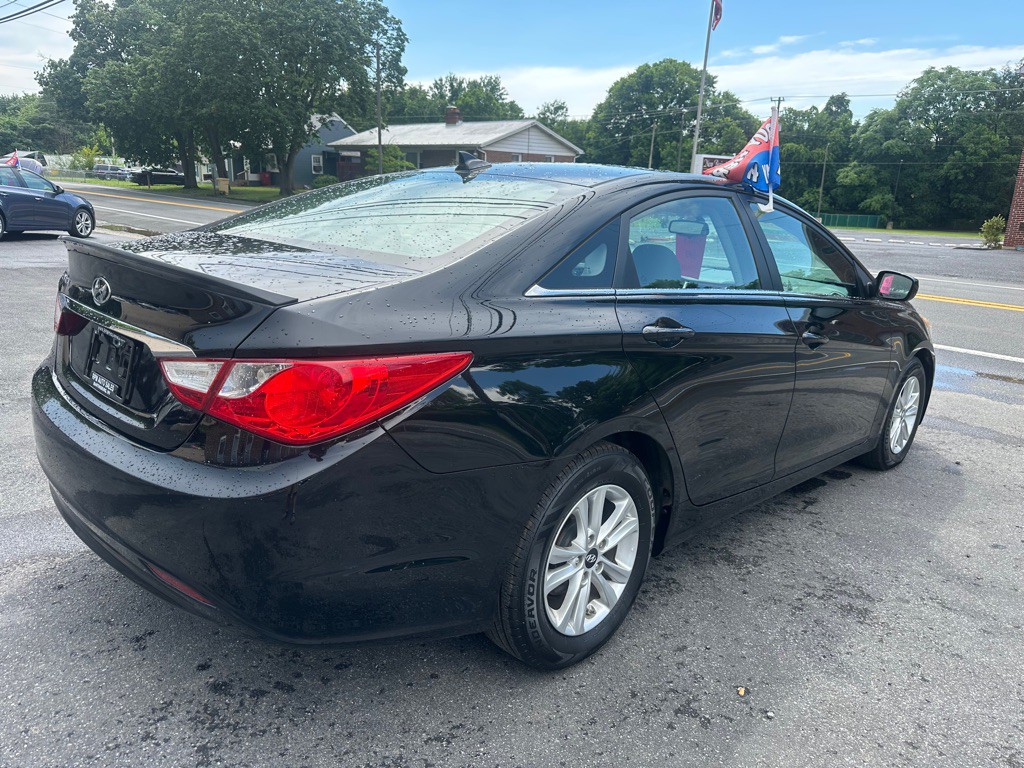 2013 Hyundai Sonata Image 4