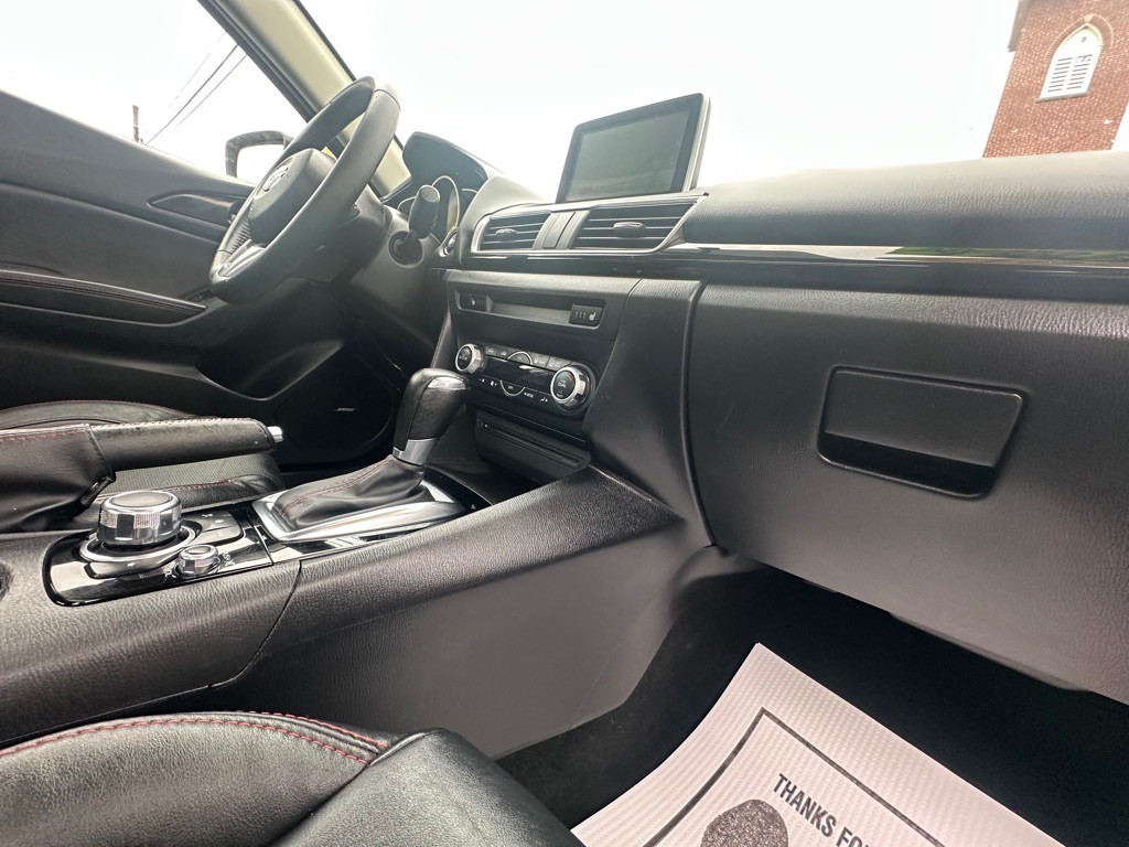 2015 Mazda Mazda3 Image 7