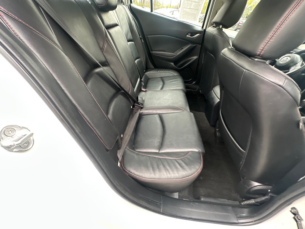2015 Mazda Mazda3 Image 8