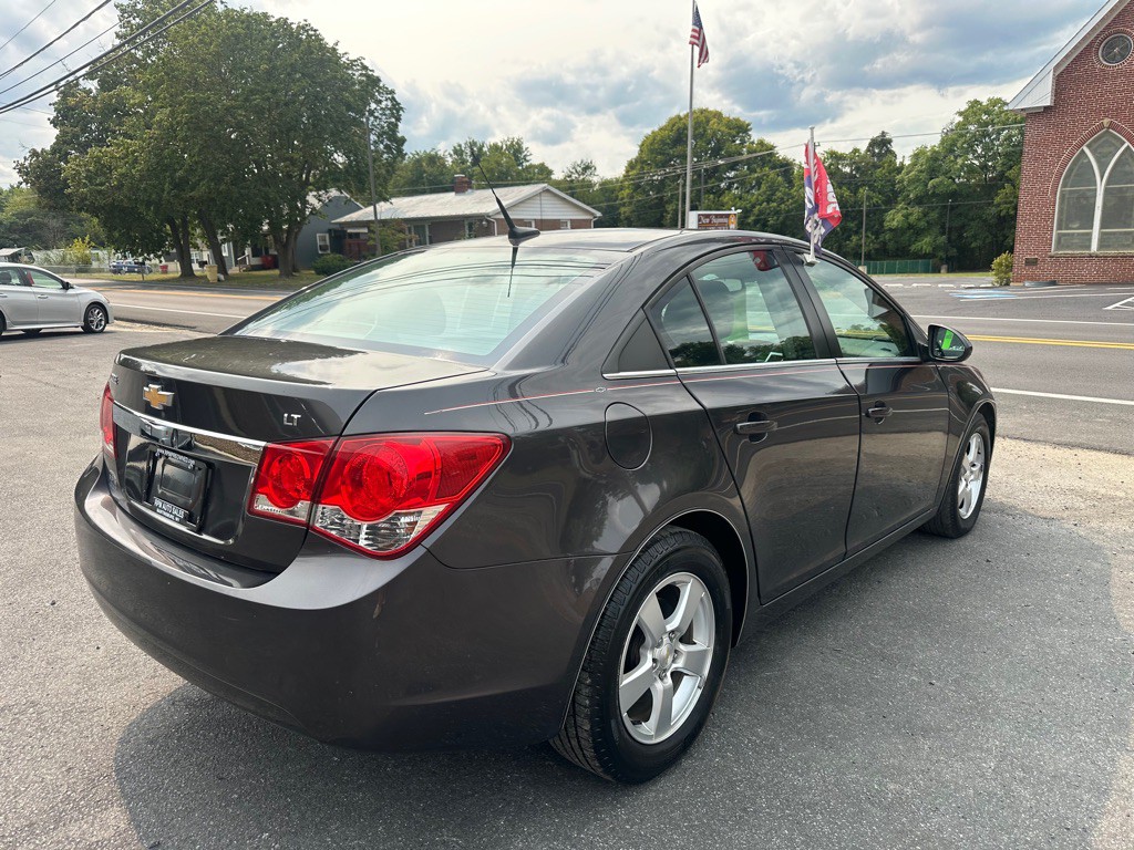 2014 Chevrolet Cruze Image 4