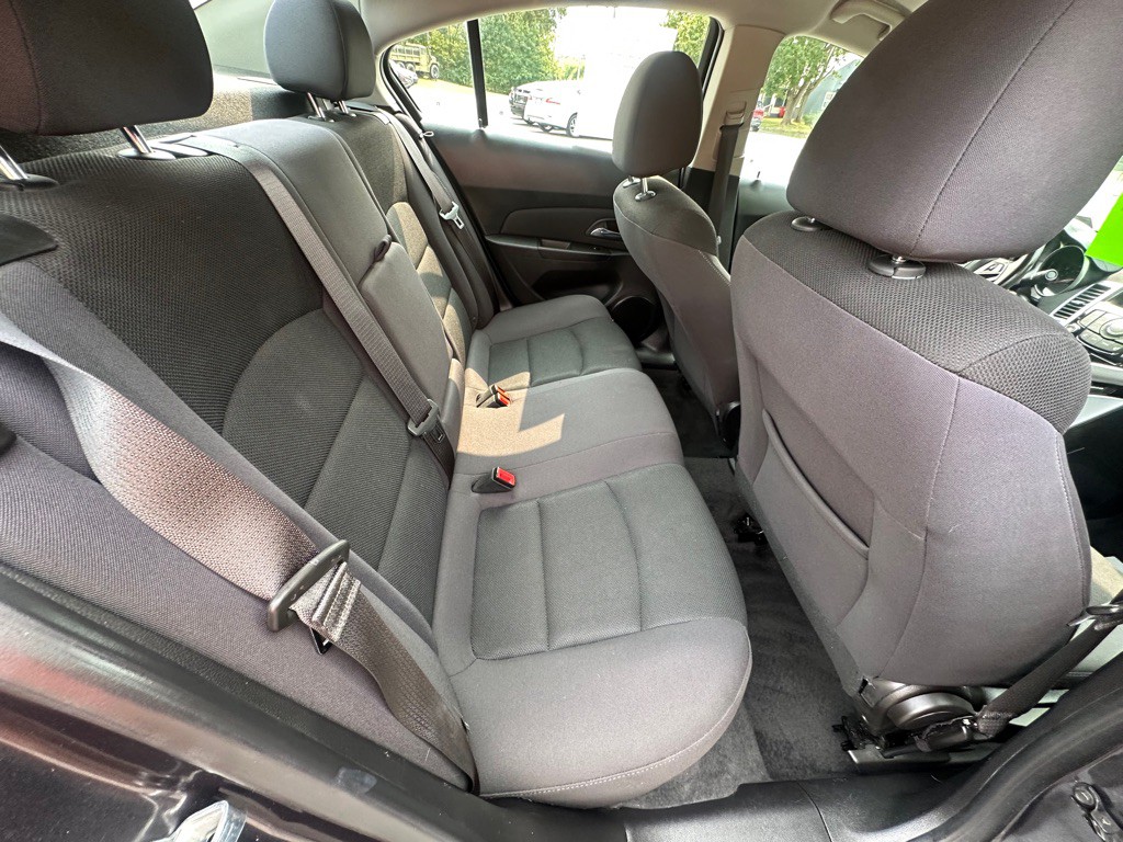 2014 Chevrolet Cruze Image 8