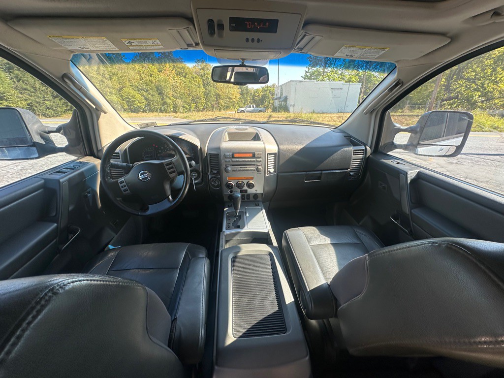 2006 Nissan Titan Image 7