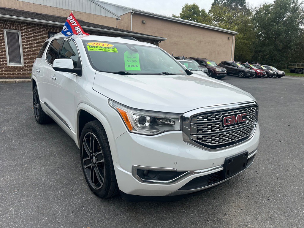 2017 GMC Acadia Image 12