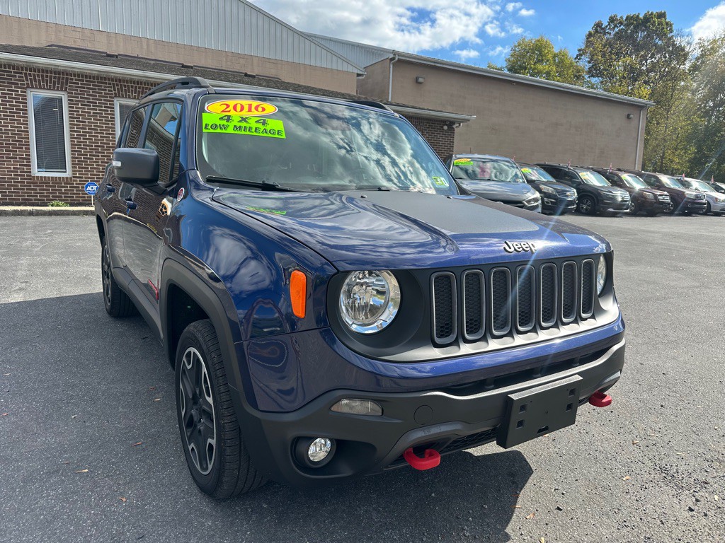 2016 Jeep Renegade Image 3