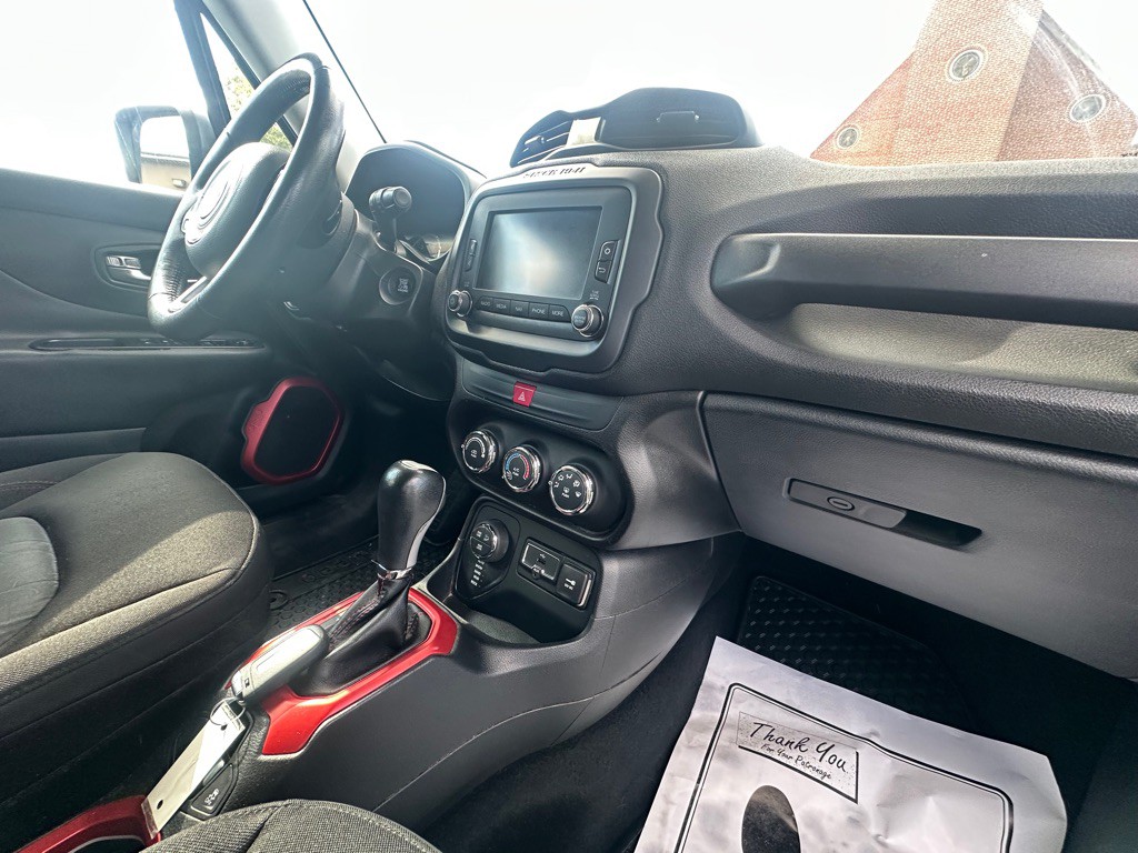 2016 Jeep Renegade Image 7