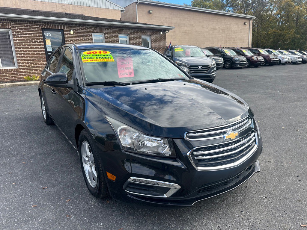 2015 Chevrolet Cruze Image 3
