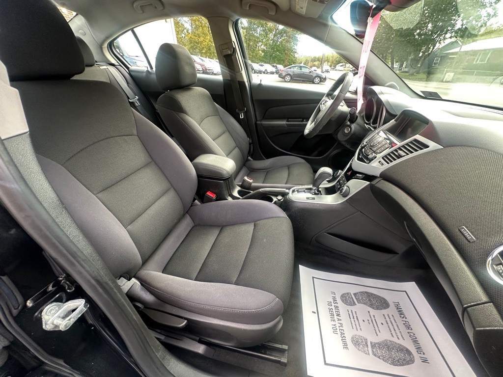 2015 Chevrolet Cruze Image 6