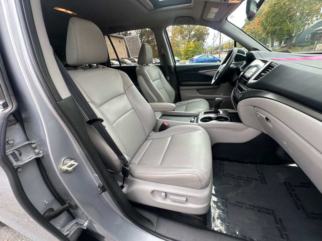 2018 Honda Pilot Image 6