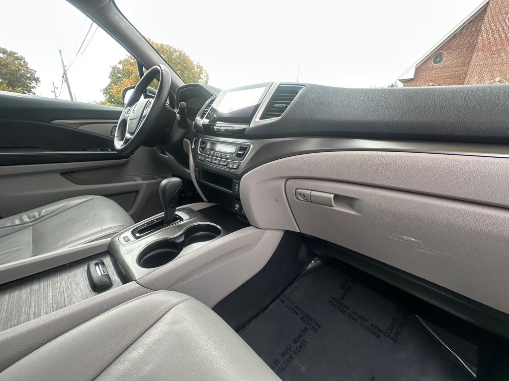 2018 Honda Pilot Image 7