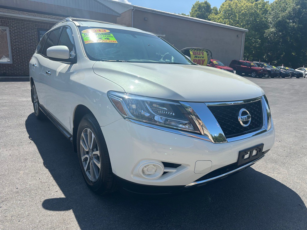 2013 Nissan Pathfinder Image 3