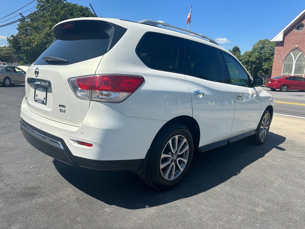 2013 Nissan Pathfinder Image 4