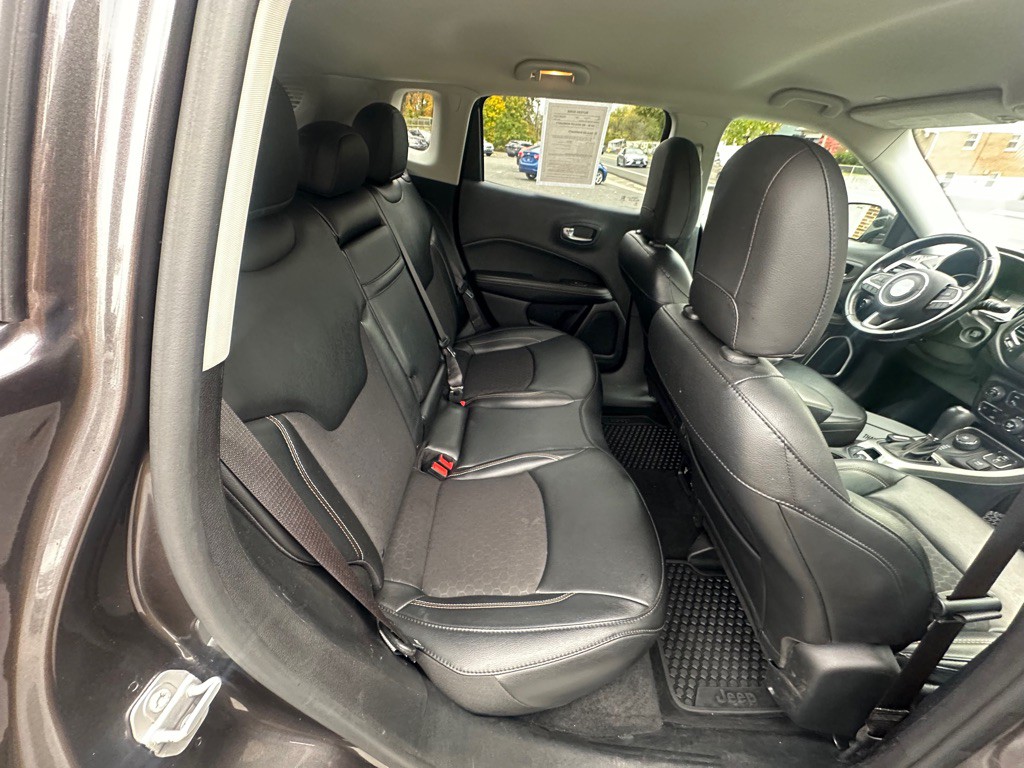 2019 Jeep Compass Image 8