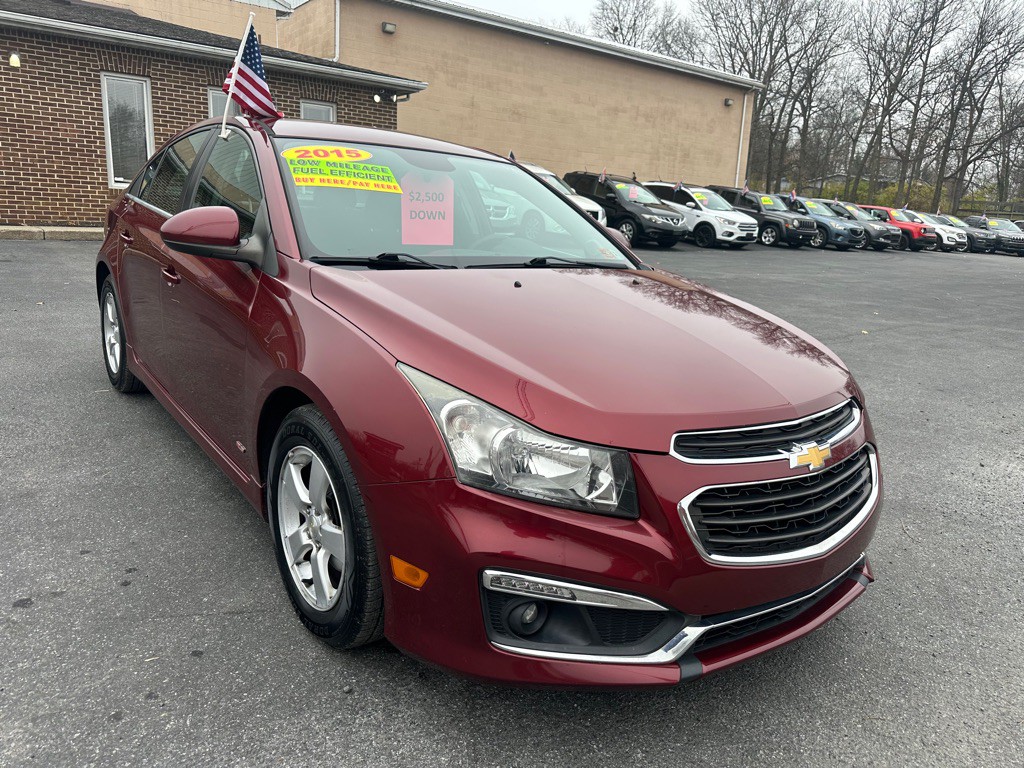 2015 Chevrolet Cruze Image 3