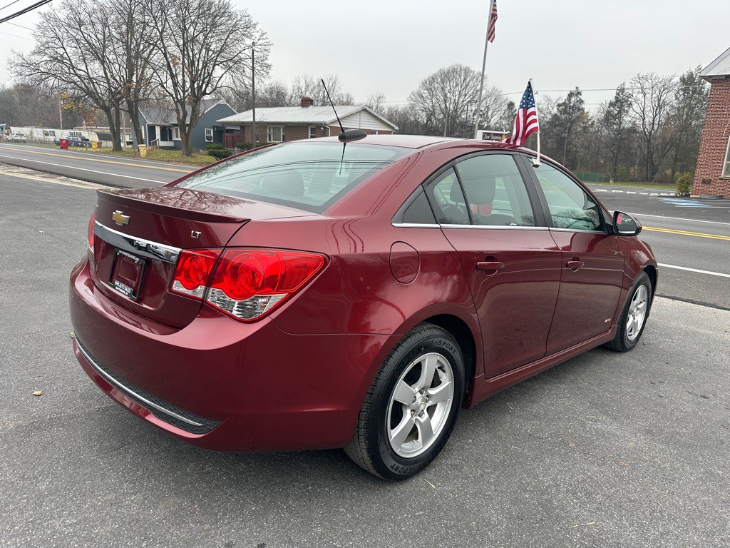 2015 Chevrolet Cruze Image 4