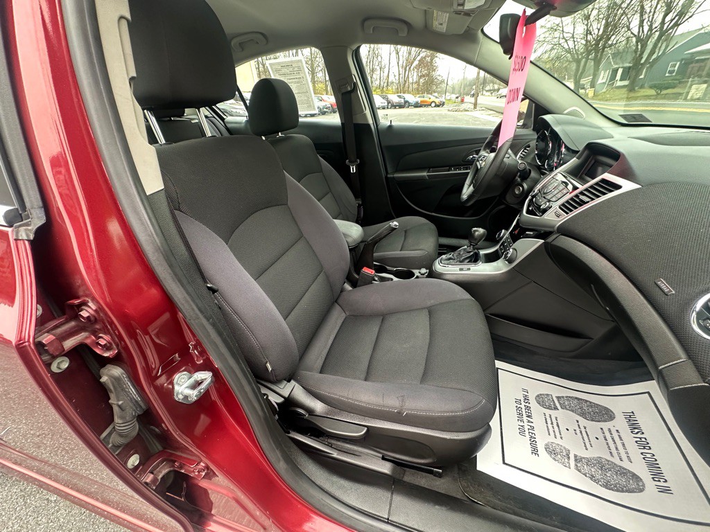 2015 Chevrolet Cruze Image 6