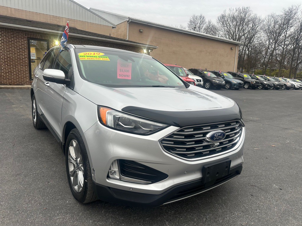 2019 Ford Edge Image 3