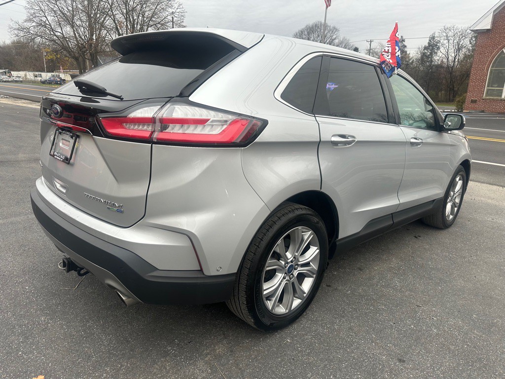 2019 Ford Edge Image 4
