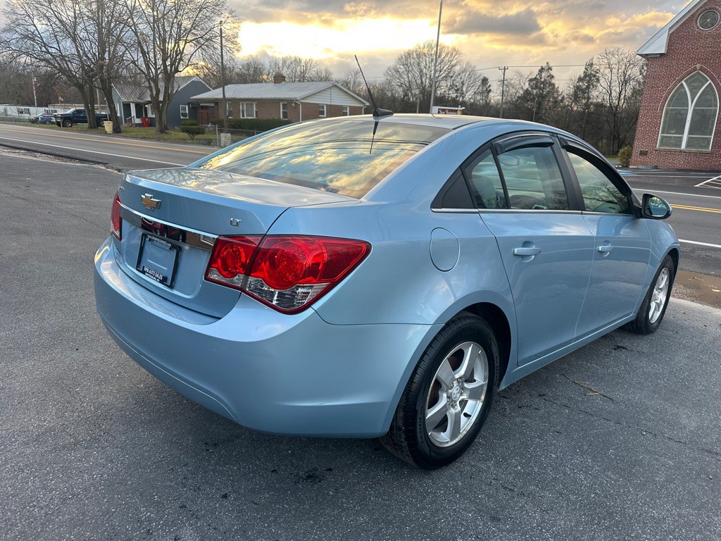 2012 Chevrolet Cruze Image 4