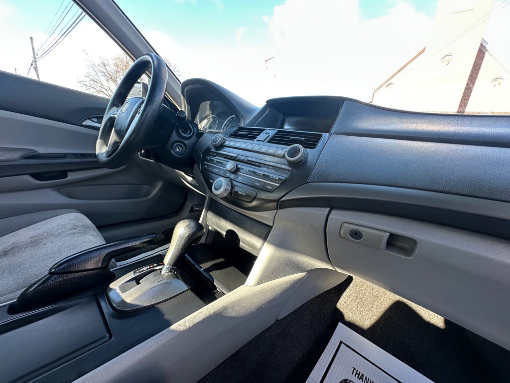 2010 Honda Accord Image 6