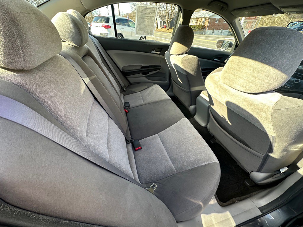 2010 Honda Accord Image 7