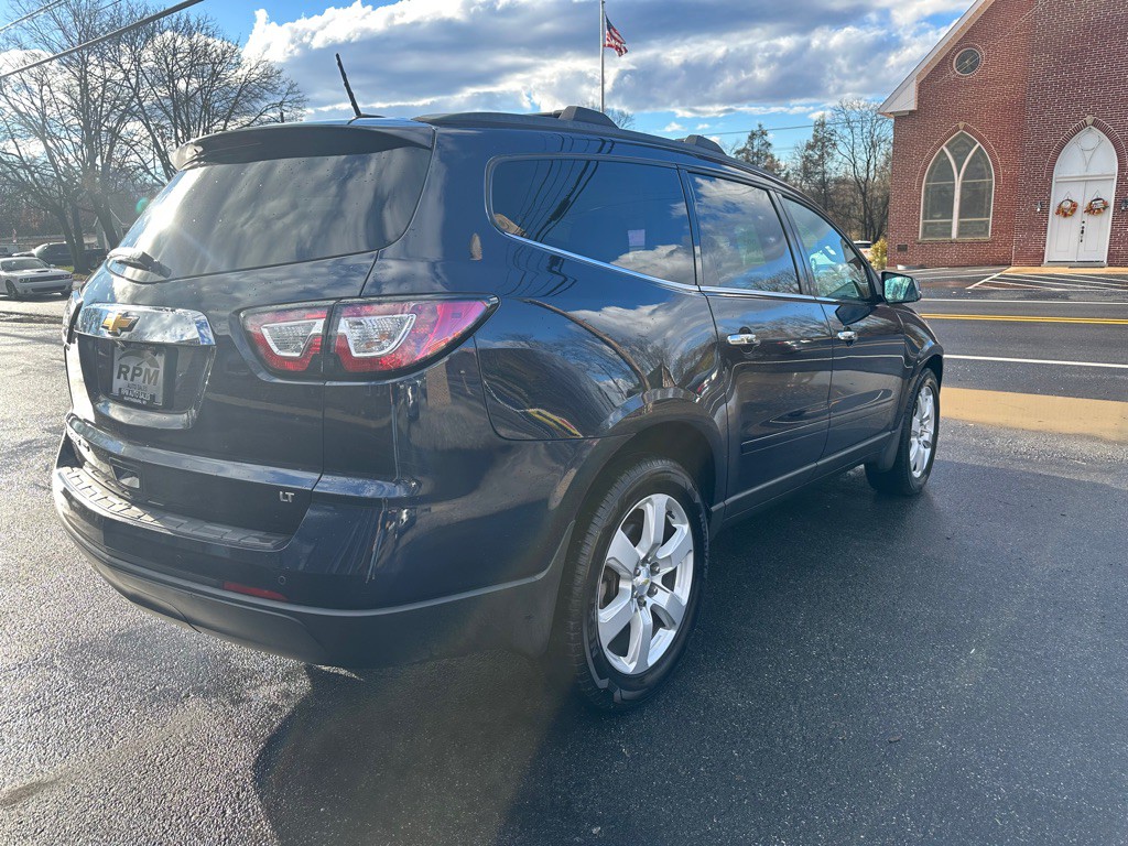 2017 Chevrolet Traverse Image 4