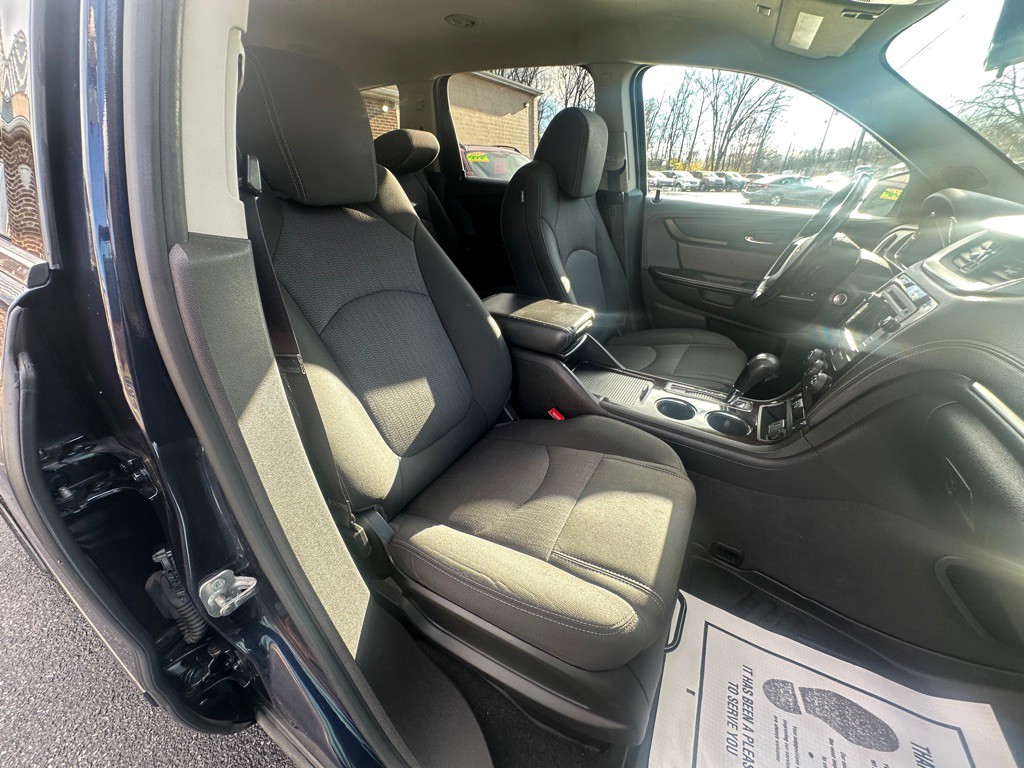 2017 Chevrolet Traverse Image 6
