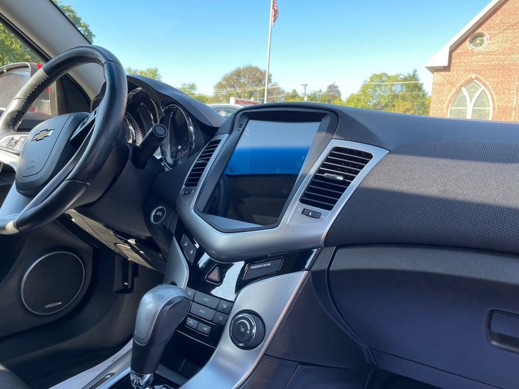 2012 Chevrolet Cruze Image 7