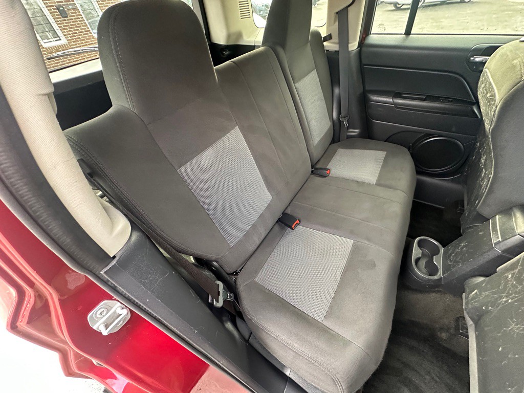 2016 Jeep Patriot Image 8