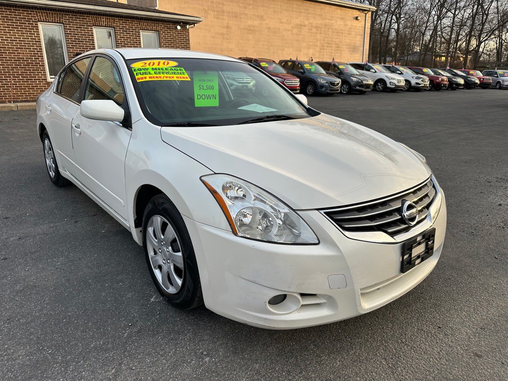 2010 Nissan Altima Image 3