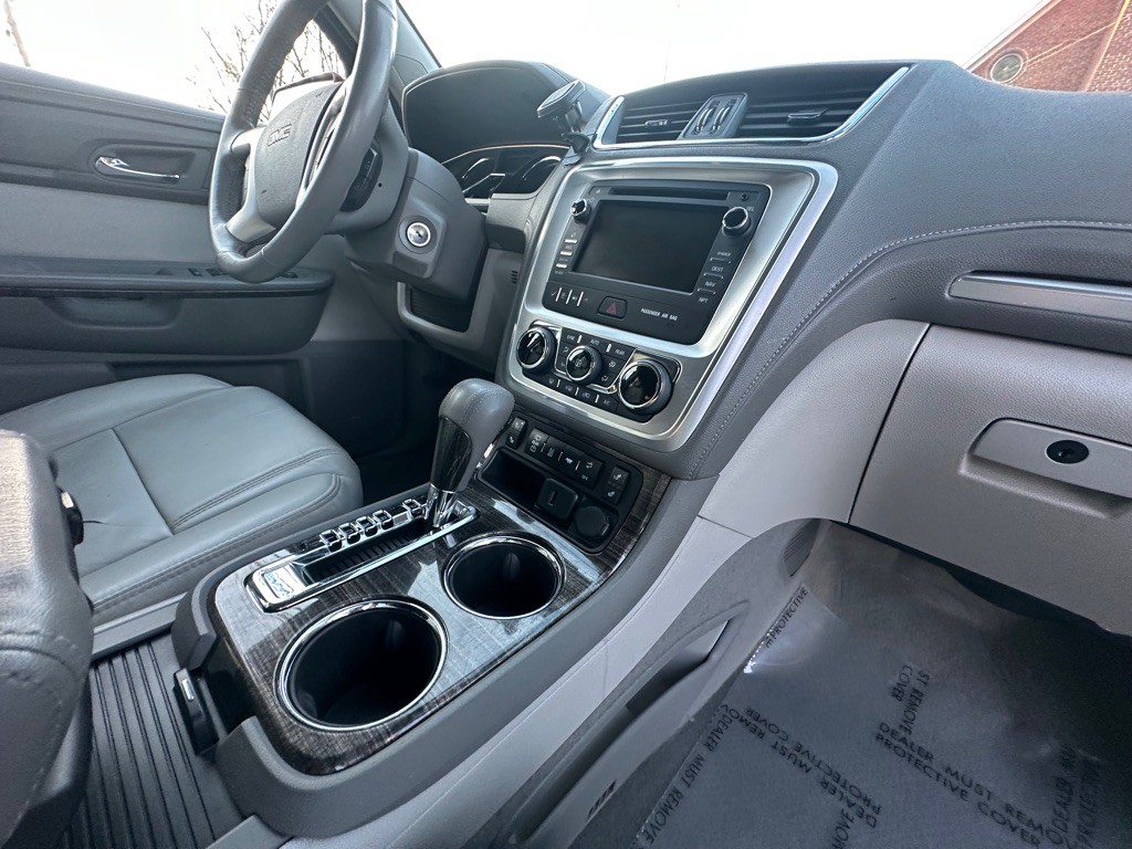 2015 GMC Acadia Image 7