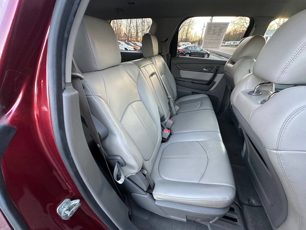 2015 GMC Acadia Image 8