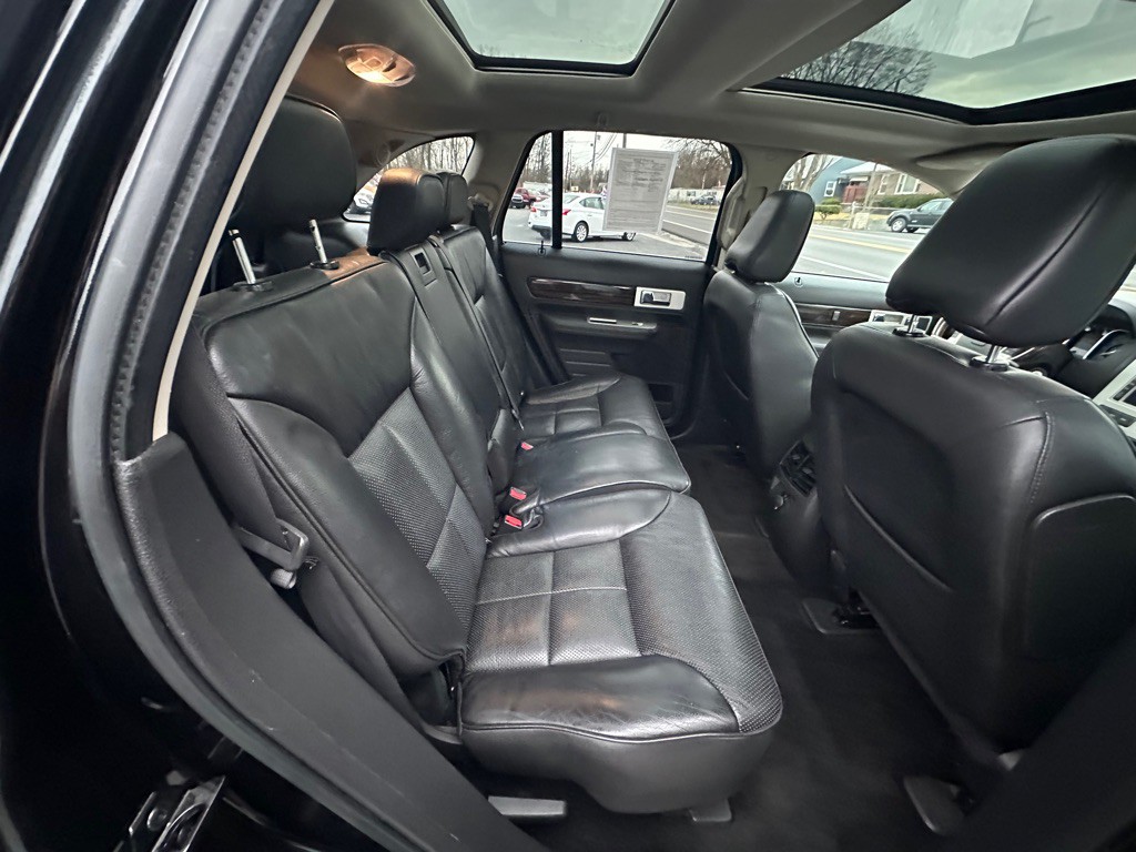 2010 Lincoln MKX Image 8