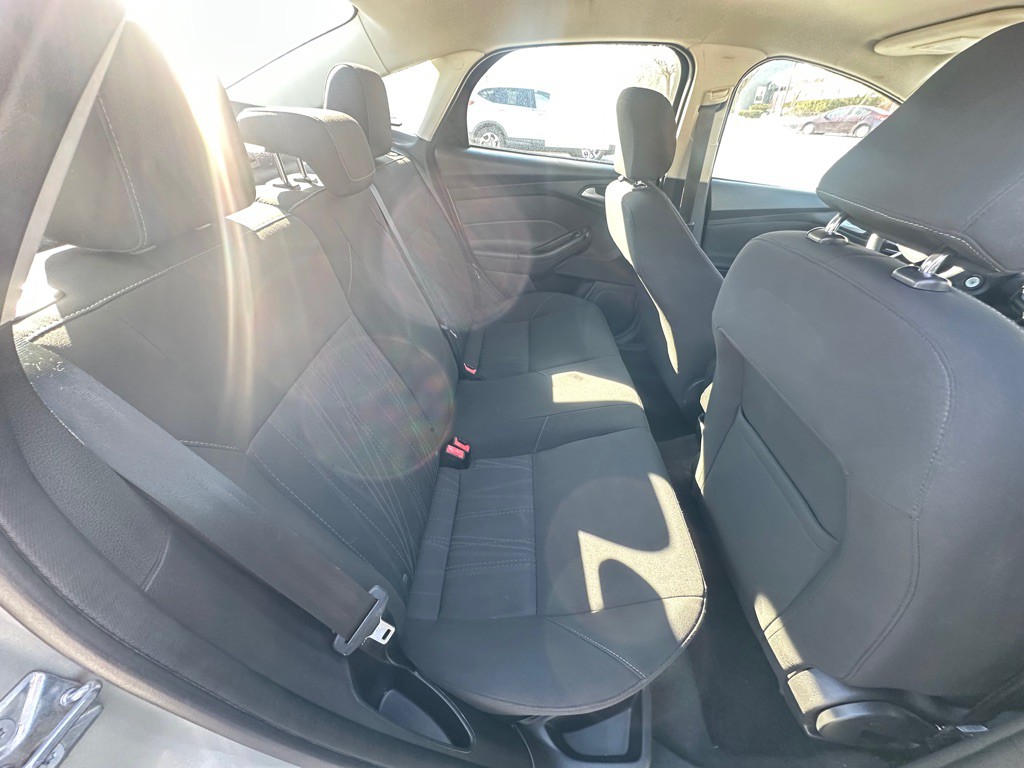 2015 Ford Focus Image 8