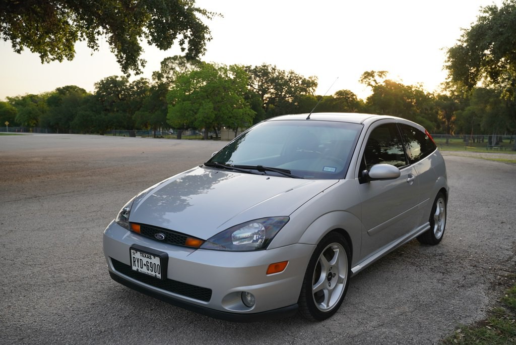 2002 Ford Focus Image 3