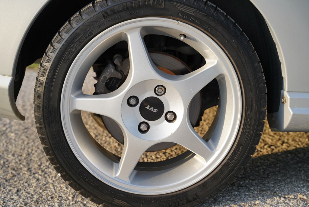 2002 Ford Focus Image 13