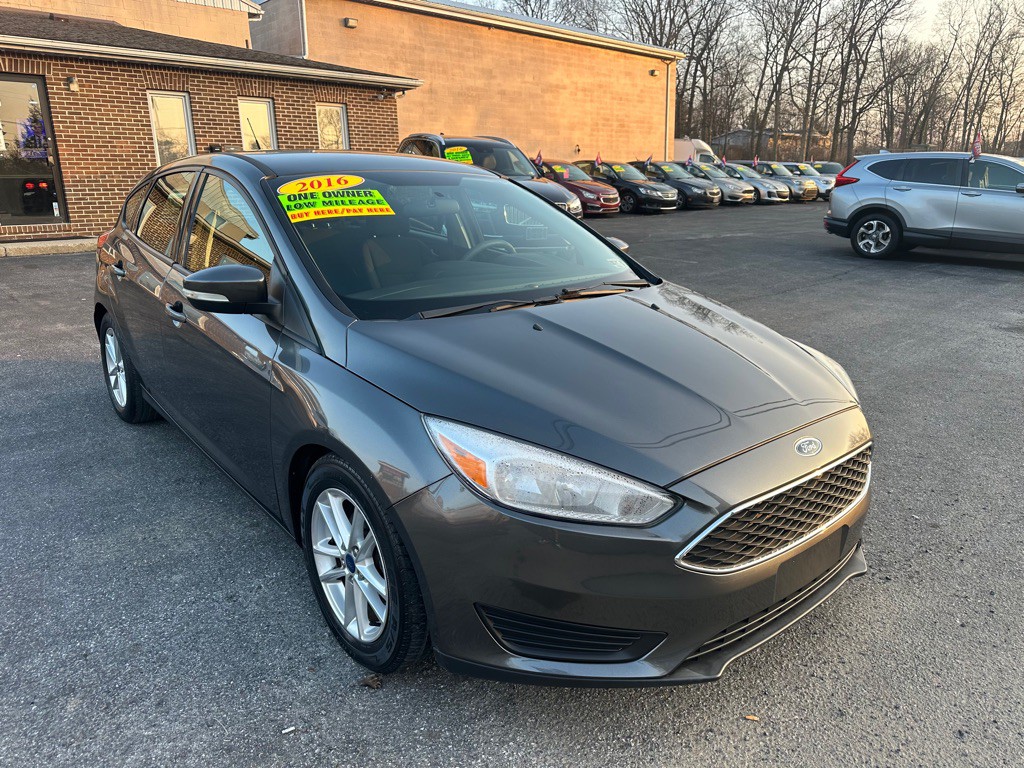 2016 Ford Focus Image 3