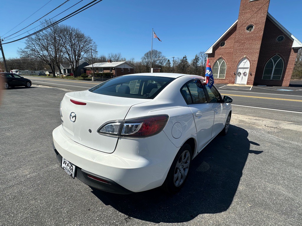 2011 Mazda Mazda3 Image 4