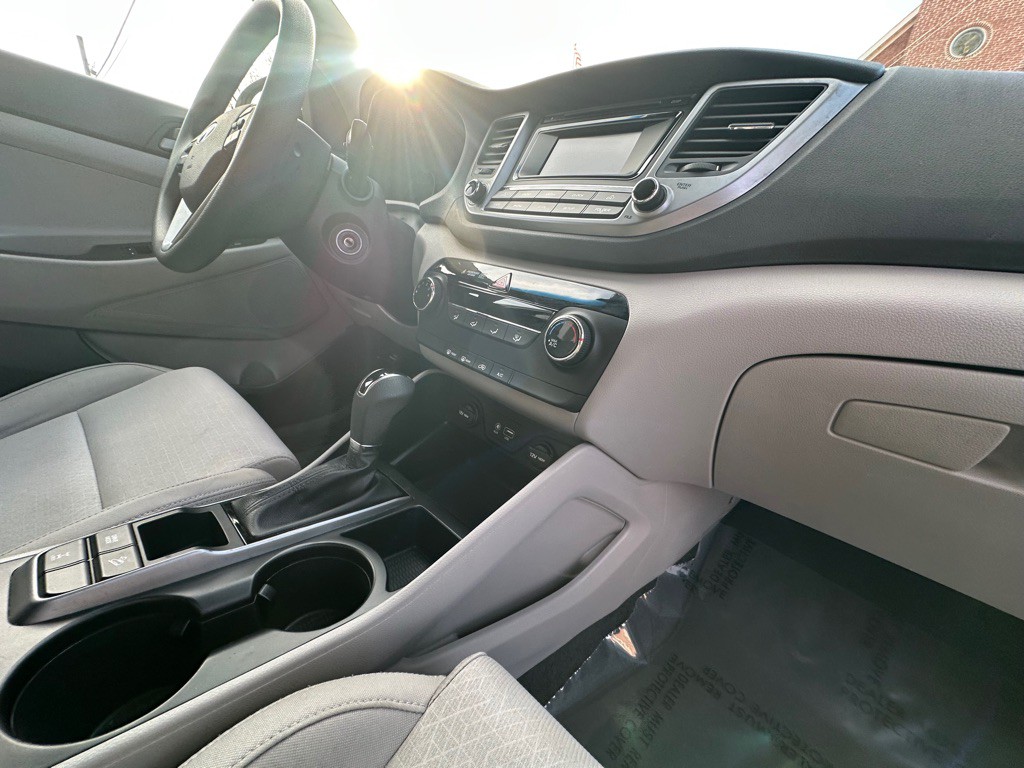 2016 Hyundai Tucson Image 7