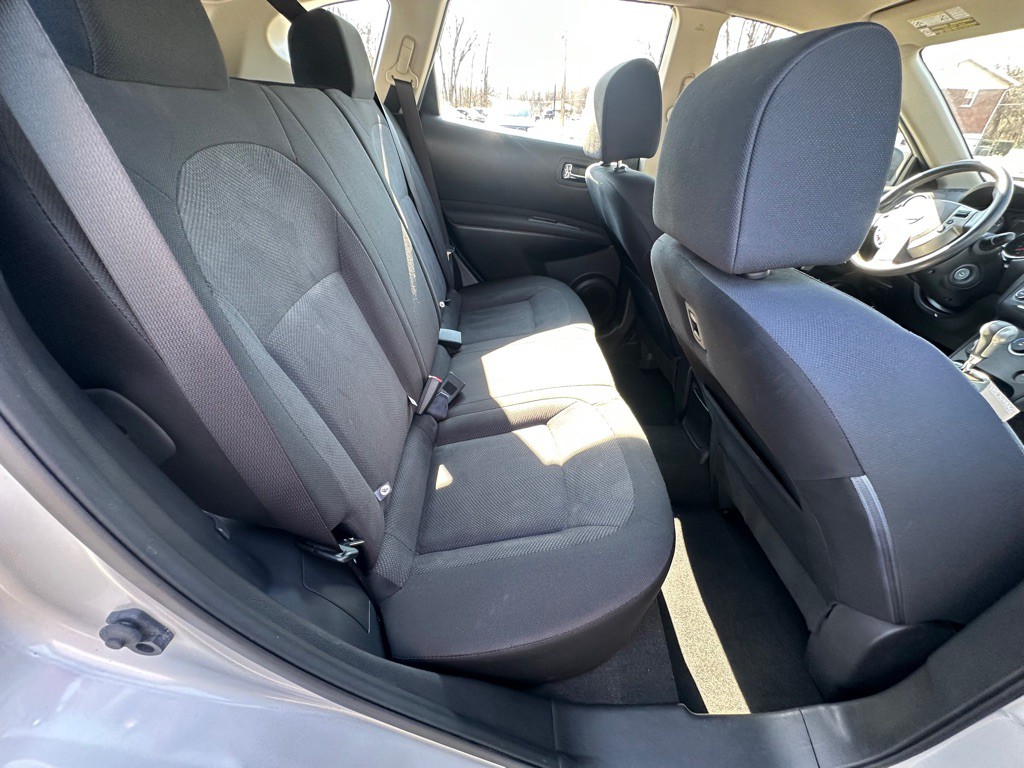 2015 Nissan Rogue Image 8