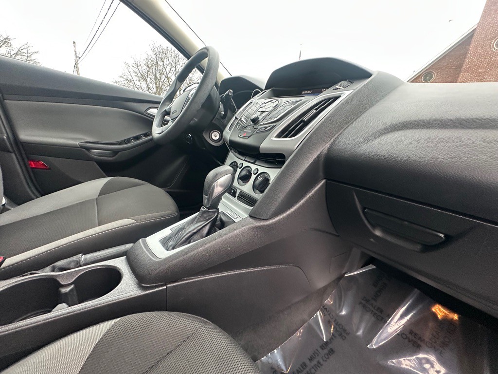 2014 Ford Focus Image 7