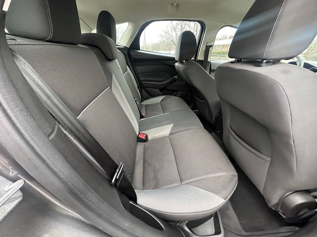 2014 Ford Focus Image 8