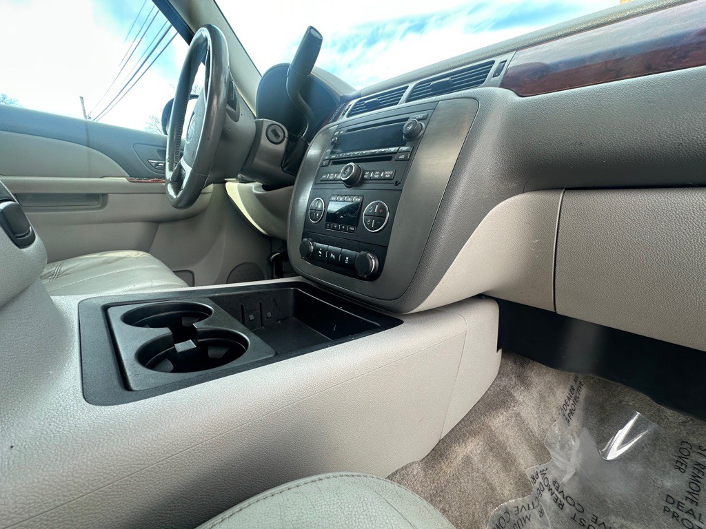 2014 GMC Yukon Image 7