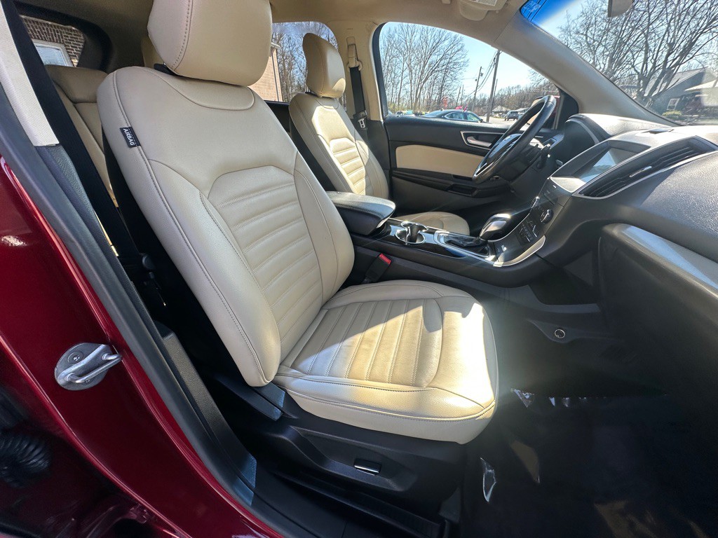 2016 Ford Edge Image 6